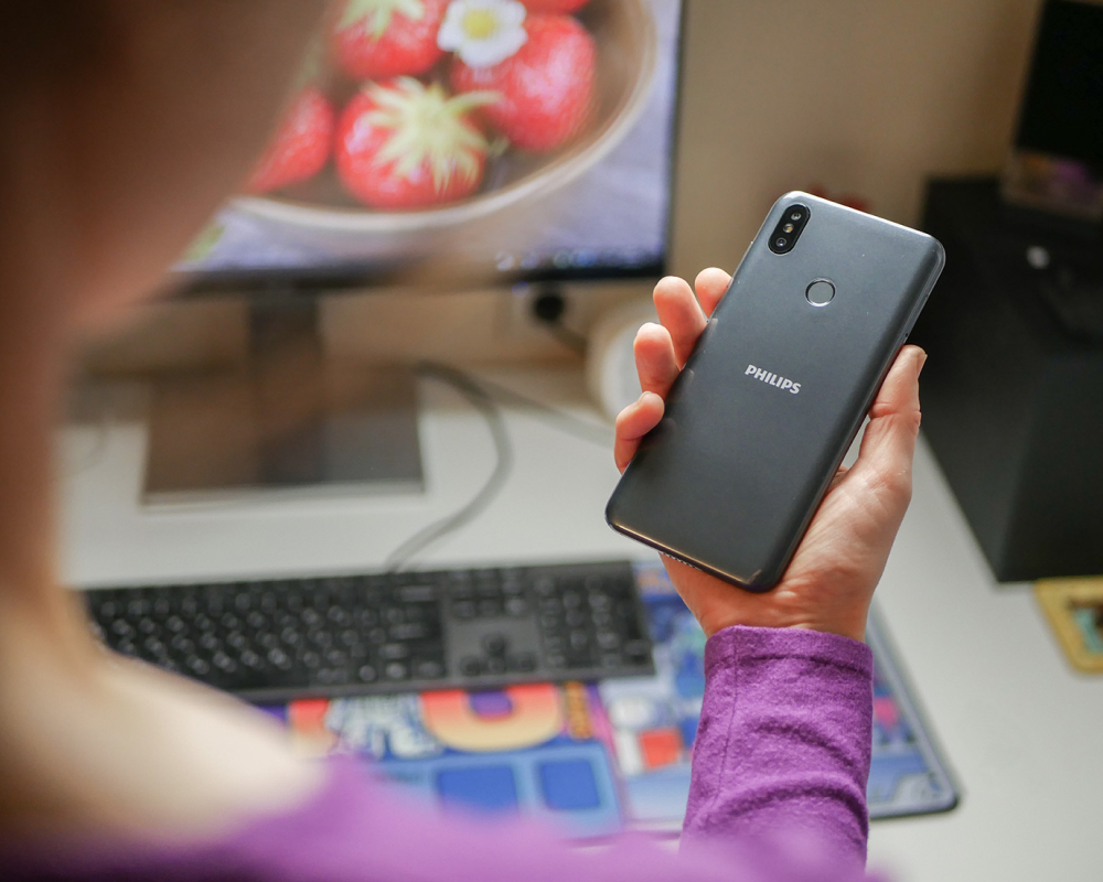 ремонт смартфона Philips